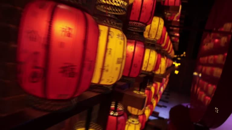 寻缘皇城...
